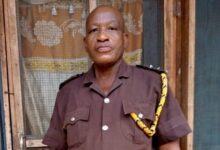 Prison officer who defied robbers order to surrender his bag shot dead on Kumasi-Accra highway